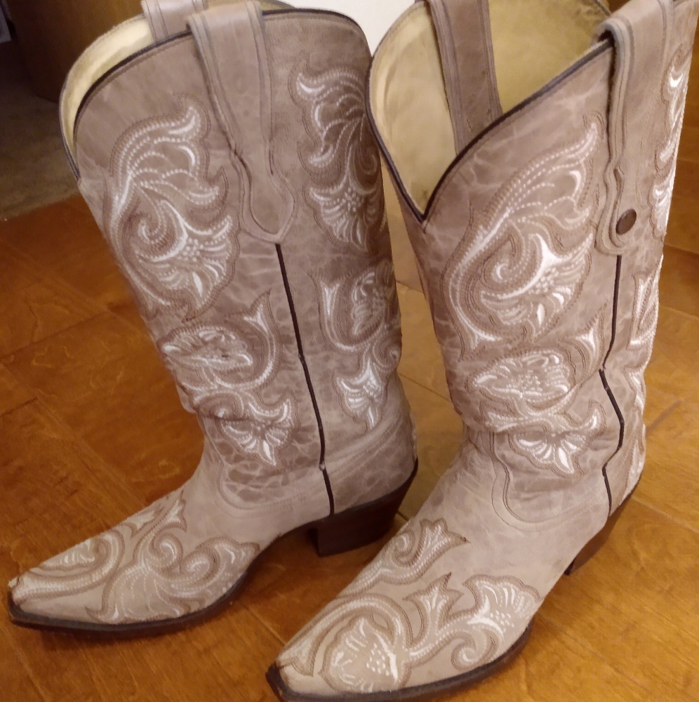 Women's Corral Cowboy Boots 8